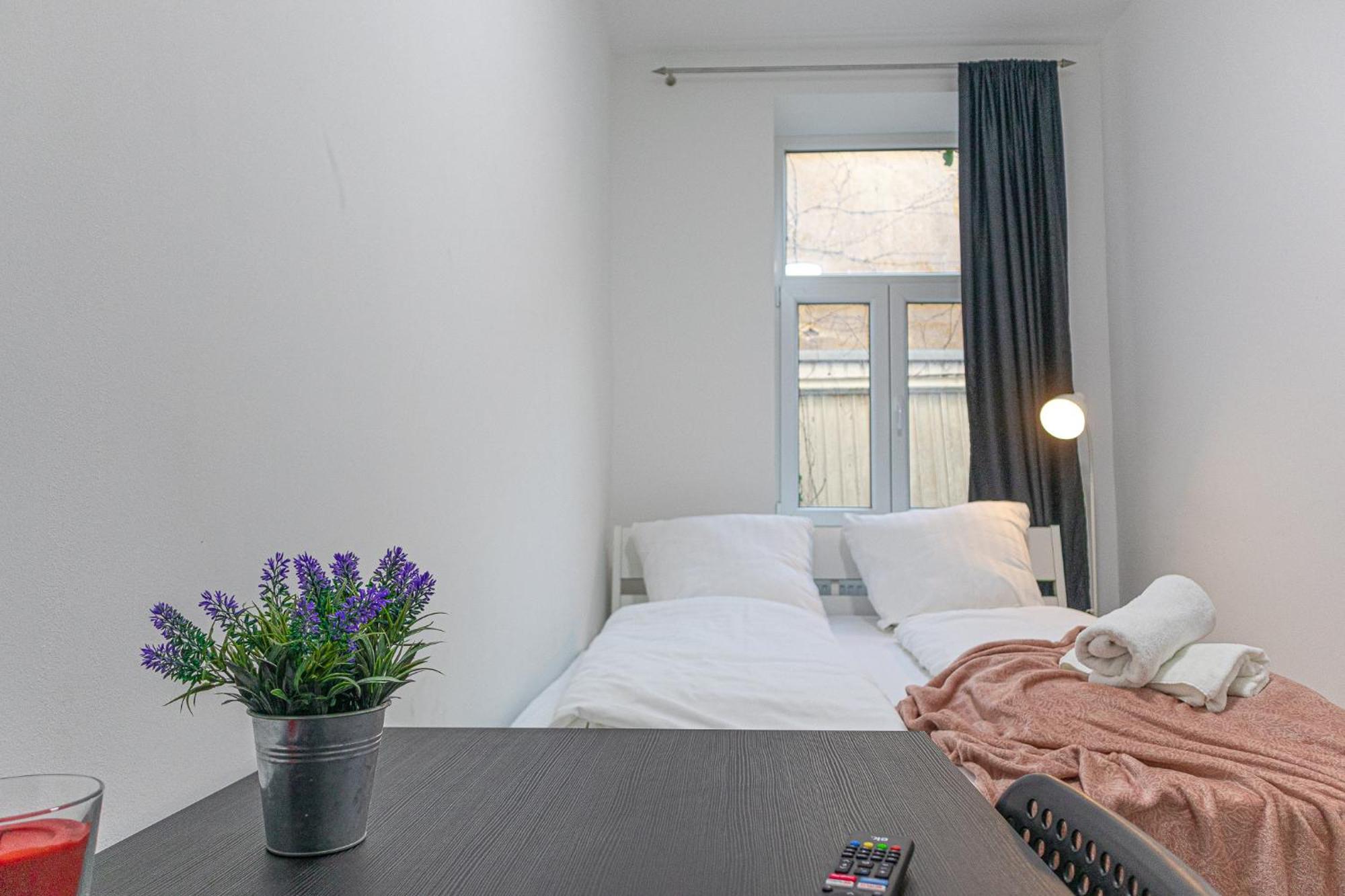 Affordable 5-Br Shared Apartment / Enkplatz U3 Getaway Viyana Dış mekan fotoğraf